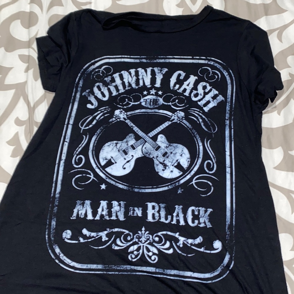 Tee shirt